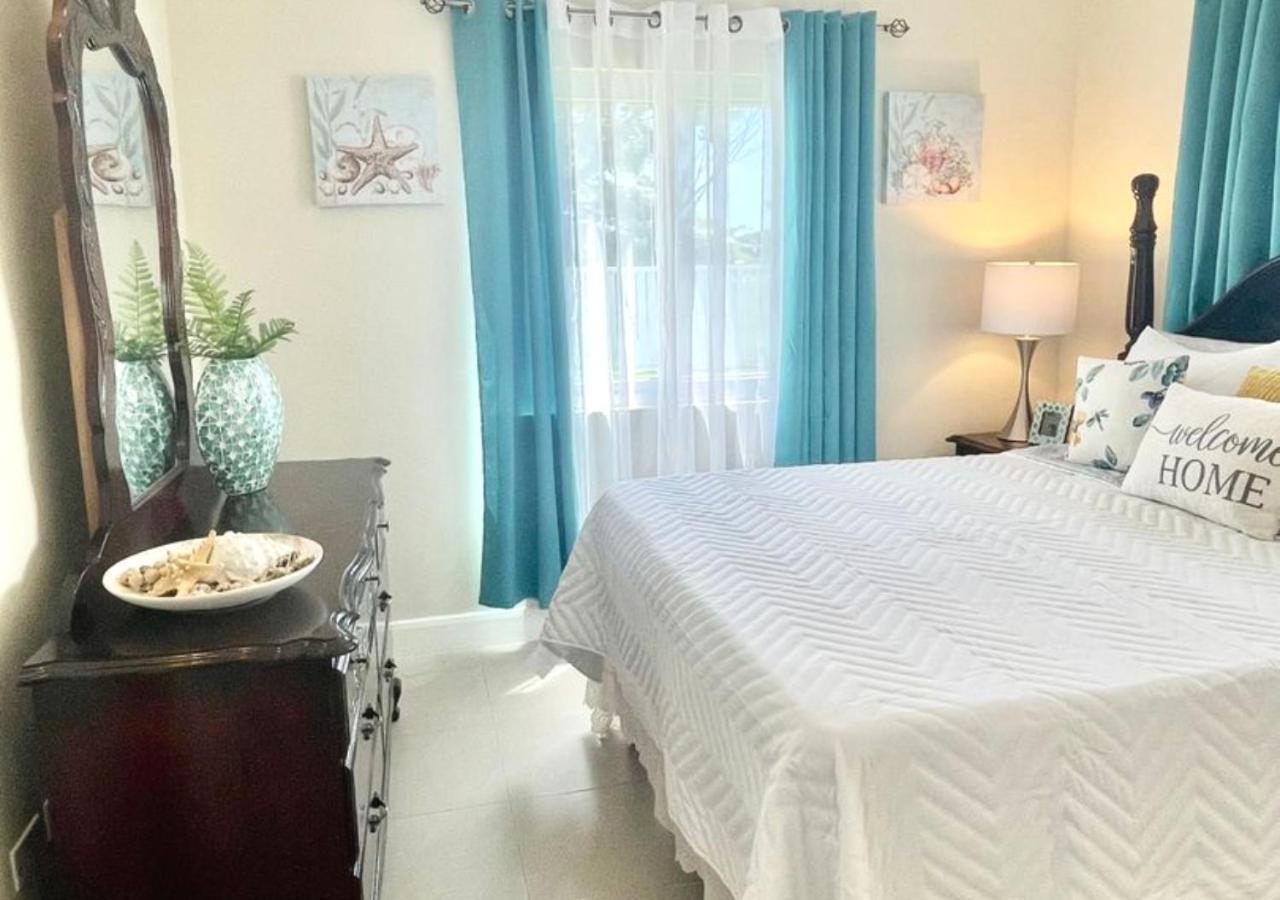 Seashore Vacation Home, Oceanpointe, Lucea, Jamaica Dış mekan fotoğraf